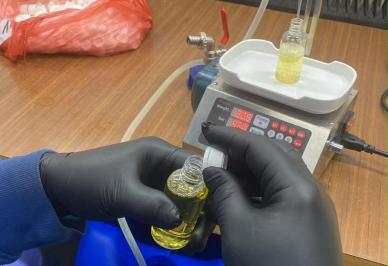 Automatizace plnění lahviček s vůněmi pro AHOME – investice do moderní technologie