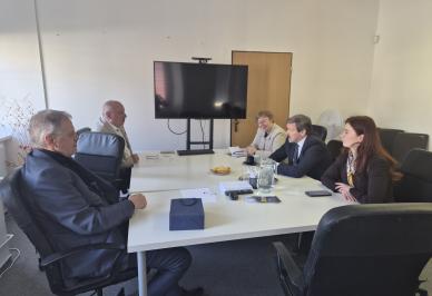 Skupina JUHA představila svou činnost lotyšskému velvyslanci